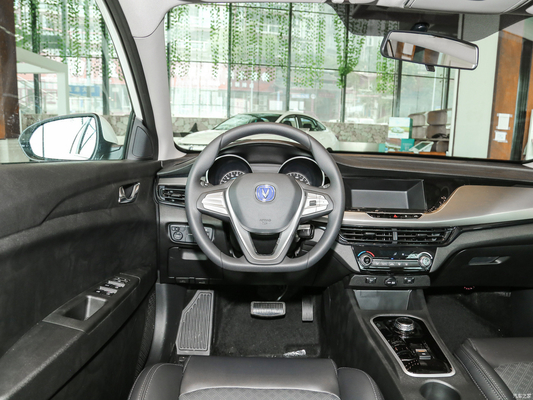 145 km/h Höchstgeschwindigkeit Changan Eado EV460 Lithium-Eisen-Phosphat-Batterie Elektrofahrzeug