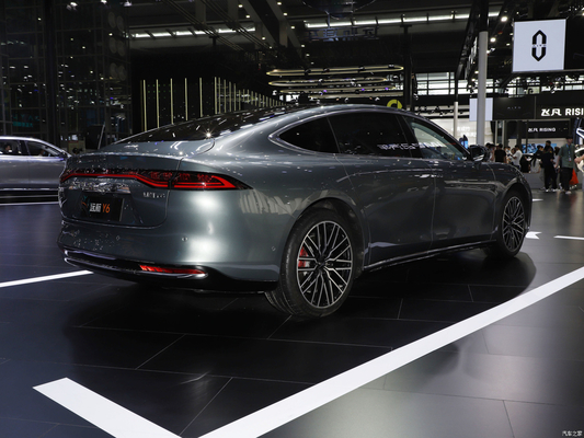 High Speed Pure Electric Car Yuanhang Y6 2023 mit einer Reichweite von 1020 km und einer Höchstgeschwindigkeit von 205 km/h