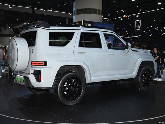 Tank 700 Hi4-T 2024 Hybrid SUV mit 120 kW Motorleistung und 5-Türer 5-Sitzer-Körperstruktur