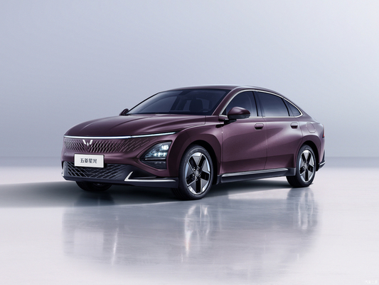 Beste Wahl 2023 Wuling Starlight Hybrid Electric Limousine 4 Türen 5 Sitzplätze Einzelmotor