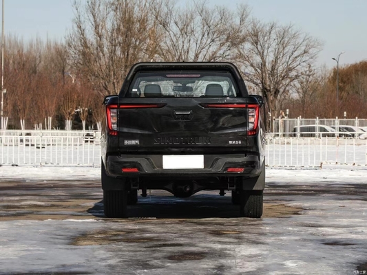 2024 SINOTRUK 2.0T Automatik Diesel 4WD Langachs Luxus Pickup für das linke Fahren