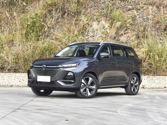 2024 Changan X7 Plus 7-Sitzer Benzinwagen mit 1.5T Automatik Höchstgeschwindigkeit von 190 KM/h
