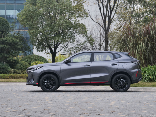 2024 Changan X7Plus 1.5T DCT Automatik Benzinwagen mit Höchstgeschwindigkeit bis zu 205 KM/h