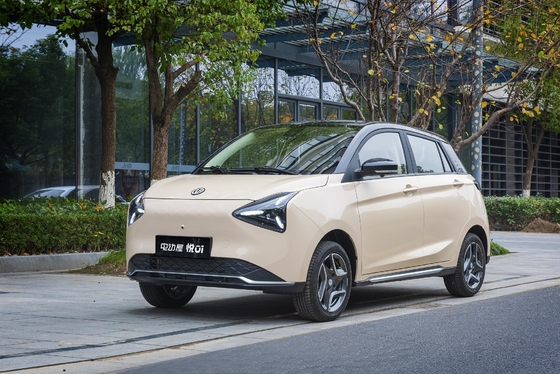 335KM reine elektrische Reichweite Yue 01 2024 Modell Lingyue Version mit Lithium-Batterie