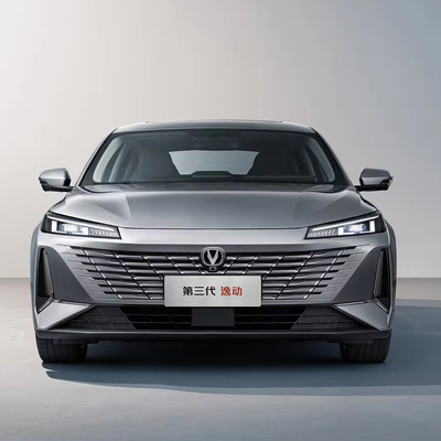 Changan Eado 2024 1.5T GDI Automatisches Flaggschiff Benzinfahrzeug erschwinglich 4 Türen 5 Sitzplätze