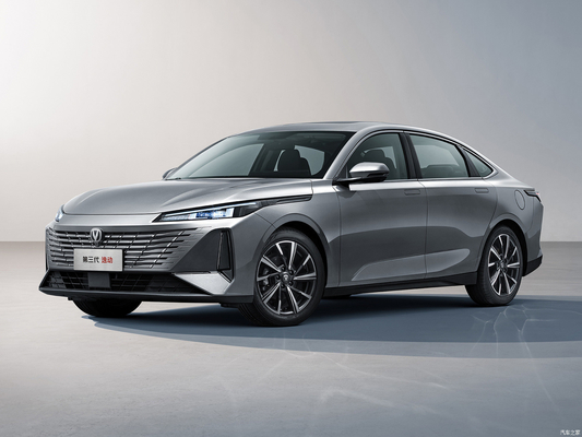 Changan Eado 2024 1.5T GDI Automatisches Flaggschiff Benzinfahrzeug erschwinglich 4 Türen 5 Sitzplätze