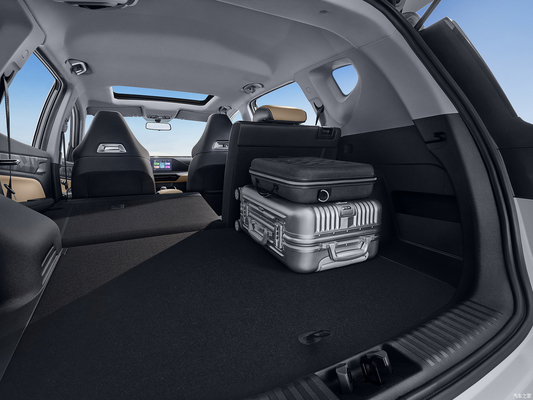 2024 Geely Haoyue Pro 1.5T DCT Zongheng Benzinwagen 4518*1834*1715 Höchstgeschwindigkeit 190 KM/h