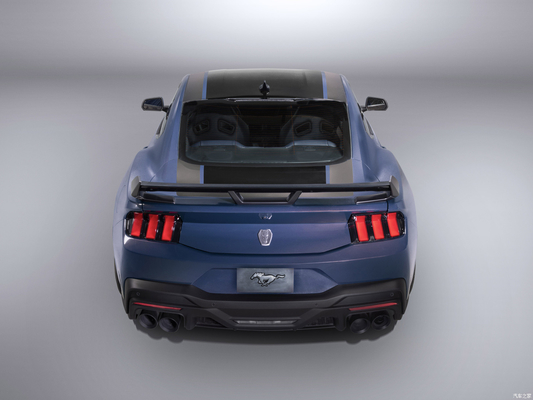 Linksgetriebener Mustang 2024 5,0L V8 Dark Horse Import-Hardtop-Sportwagen 4821*1917*1401