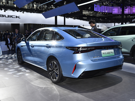 2024 Chery Fengyun A8 127 Yufeng Edition Plug-in Hybrid-Auto 127 km reine elektrische Reichweite