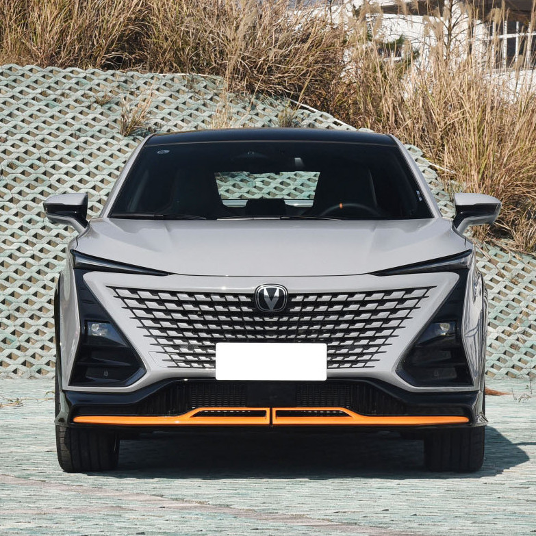 2023 Linkslenkung Changan UNI-T 1.5T Sport Flaggschiff Kompakt-SUV mit Panorama-Sonnendach