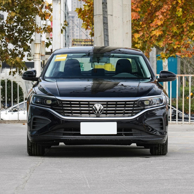2024 Volkswagen Passat 280TSIM Business Edition 4-Türer 5-Sitzer Limousine mit Dachregal