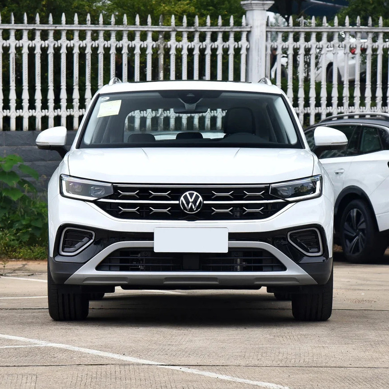 Volkswagen Tayron 300TSI Zweiradantrieb Luxus PLUS Advanced Version SUV für 5 Sitzplätze