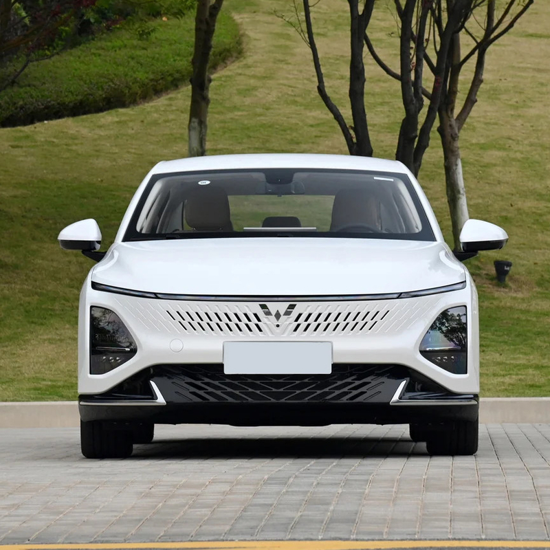 Wuling Xingguang 2023 150 Advanced Hybrid Limousine 4 Türen 5 Sitzplätze 105 km rein elektrische Reichweite