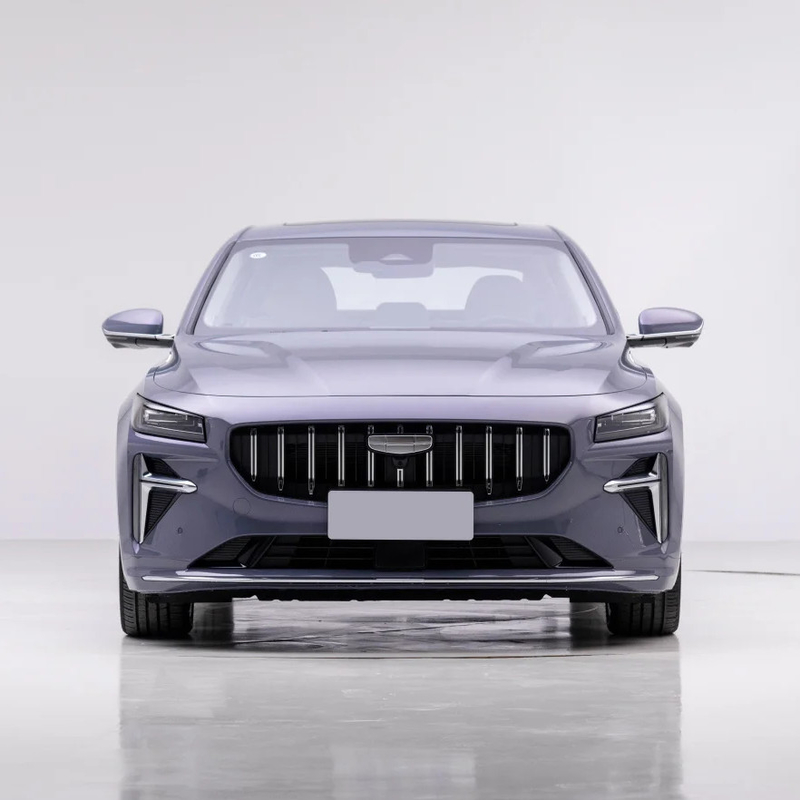 Geely Preface L 1.5TD Hybrid Luxus Limousine mit 4 Vorwärtsschaltungen und Front 1 Rear 1 Radar