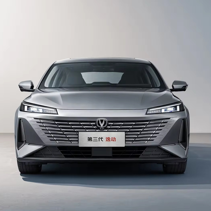 Changan Eado 2024 1.5T GDI Automatisches Flaggschiff Benzinfahrzeug erschwinglich 4 Türen 5 Sitzplätze